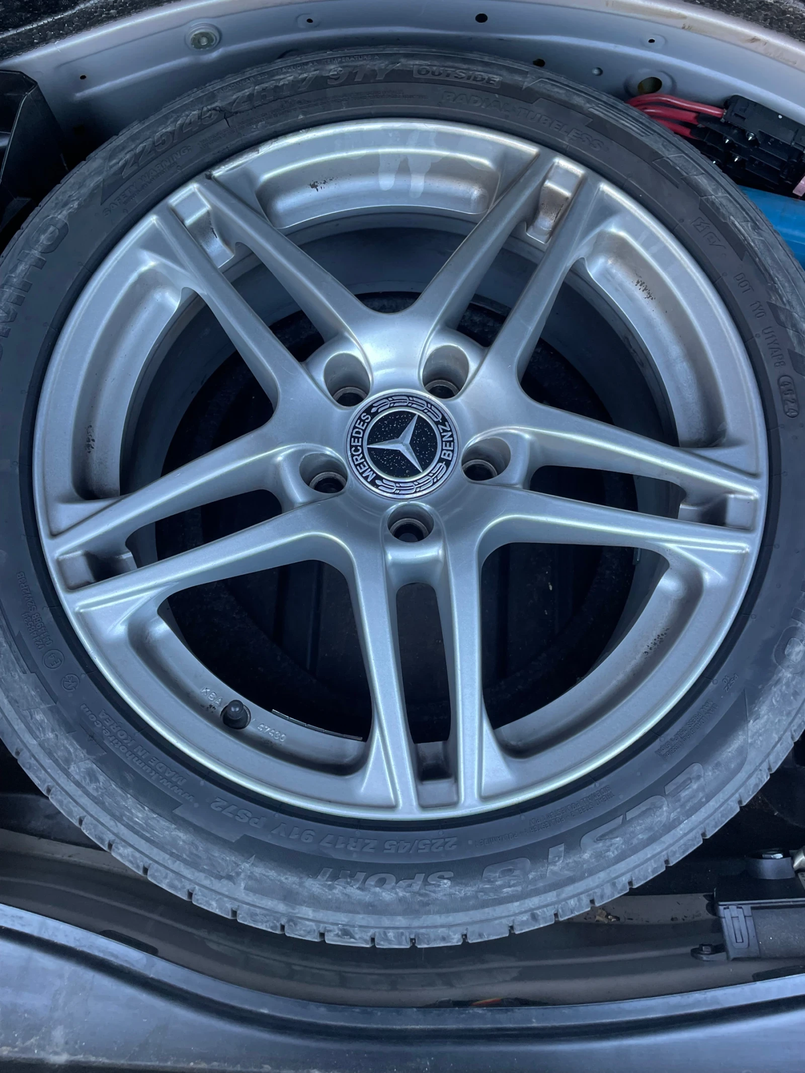 Mercedes-Benz E 320 320 cdi 4matic - изображение 3