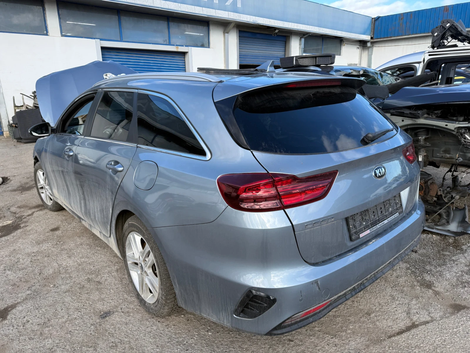 Kia Ceed 1.4 бензин - изображение 2