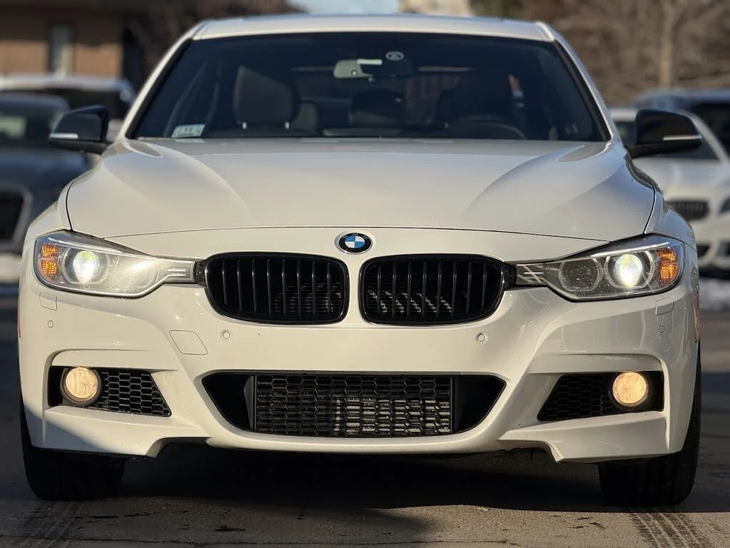 BMW 335 I * M-Package* * HeadUp* AвтоКредит* (ЦЕНА ДО БГ), снимка 2 - Автомобили и джипове - 53963947
