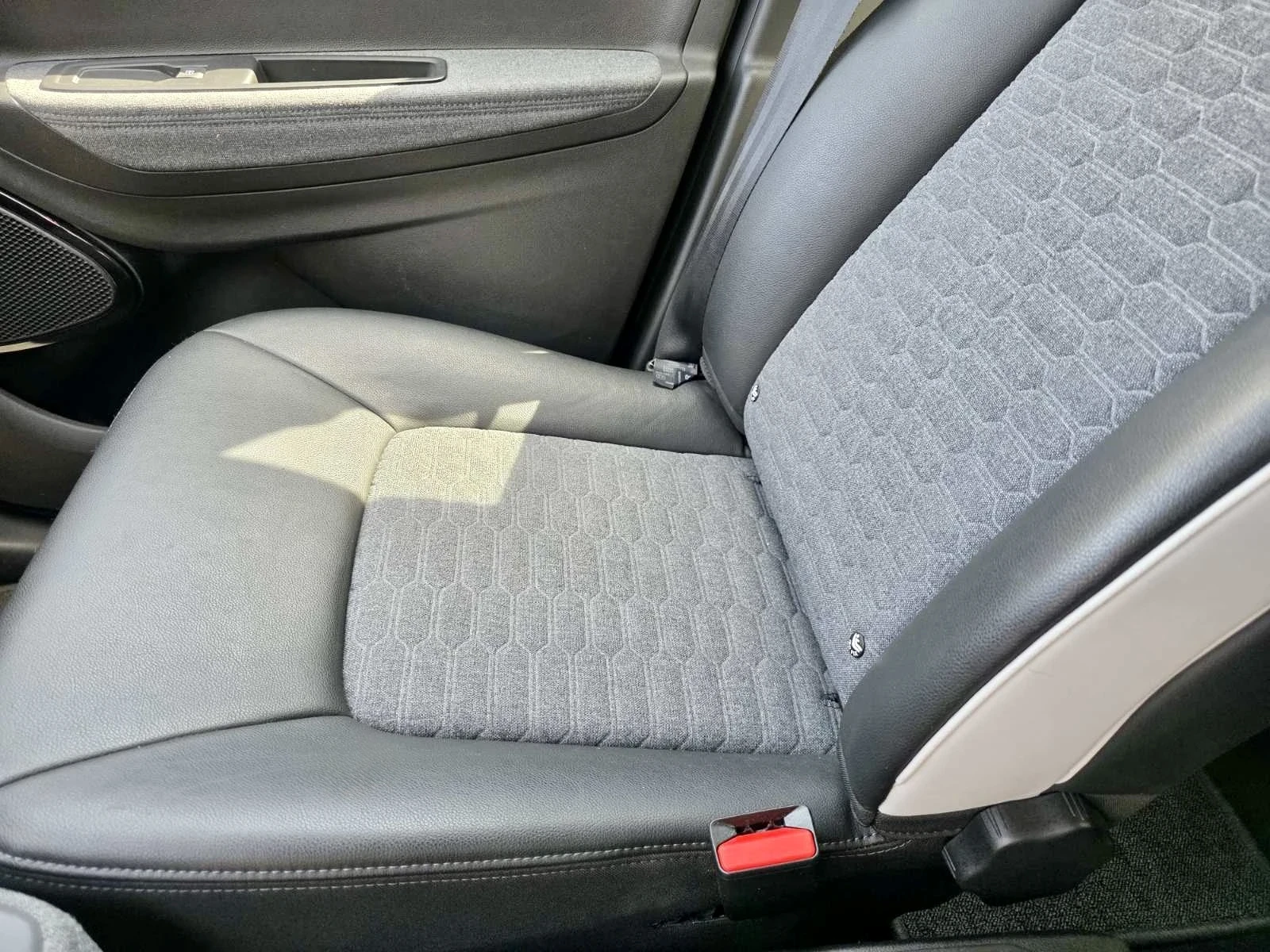 Renault Zoe R135 , снимка 12 - Автомобили и джипове - 54039066