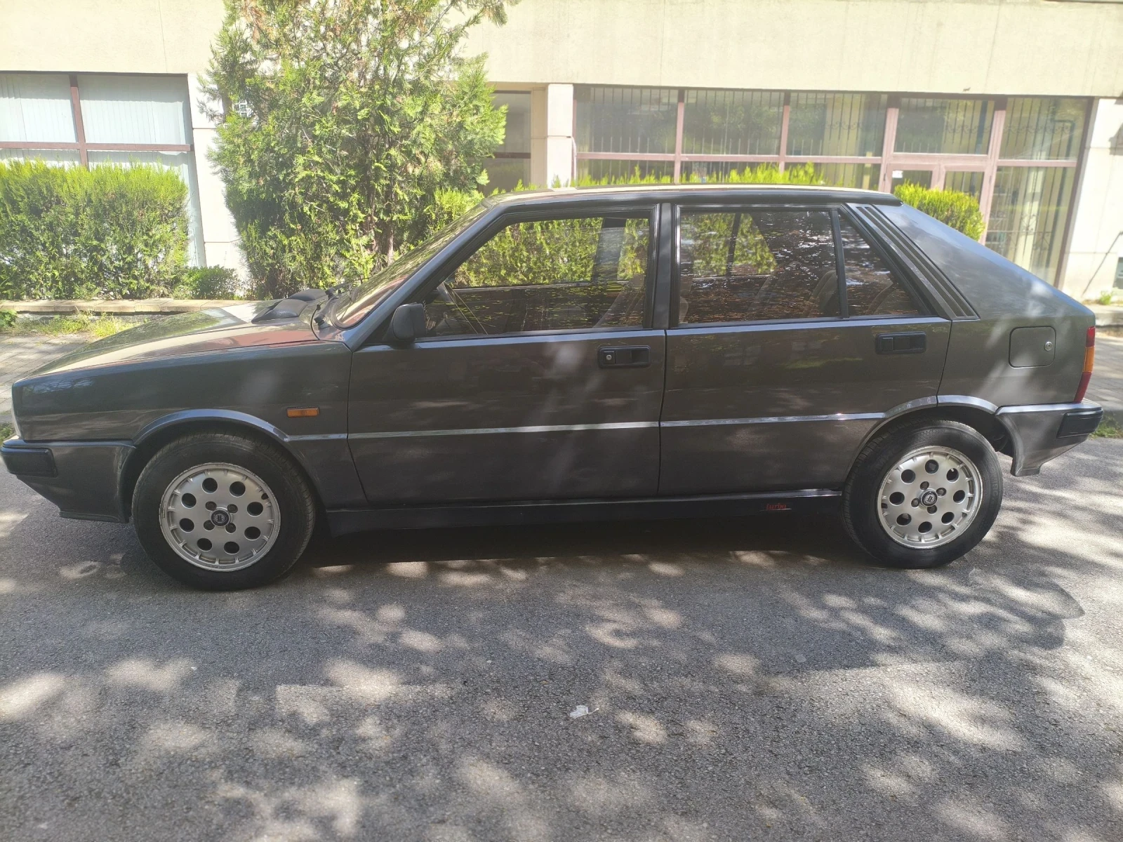 Lancia Delta ХФ турбо , снимка 16 - Автомобили и джипове - 54347853