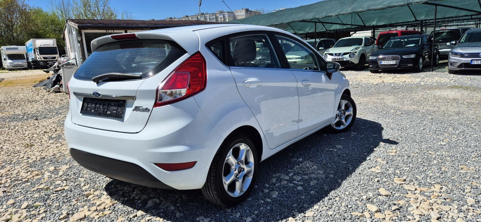 Ford Fiesta 1.6HDI, снимка 5 - Автомобили и джипове - 54344936