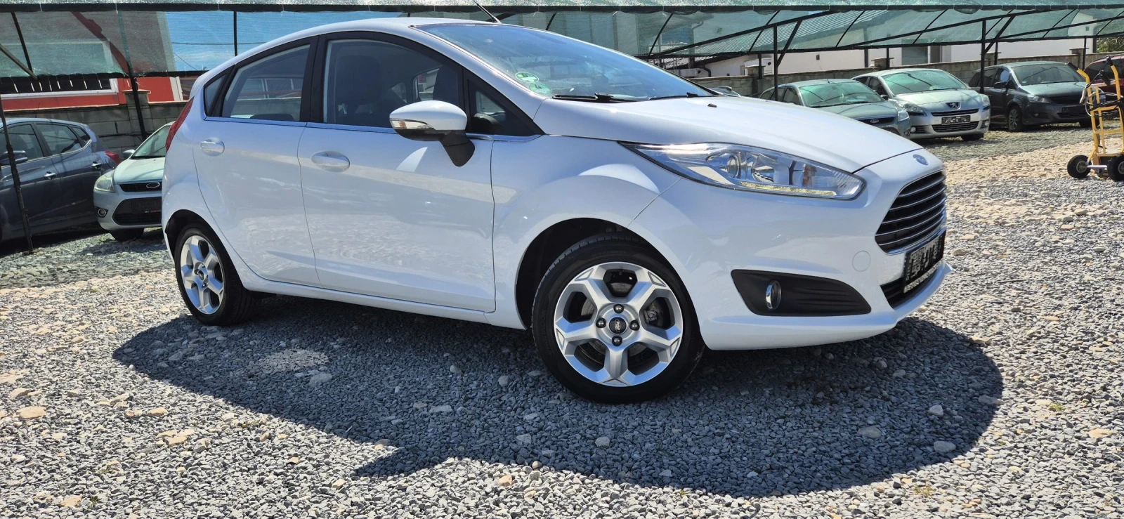 Ford Fiesta 1.6HDI, снимка 7 - Автомобили и джипове - 54344936