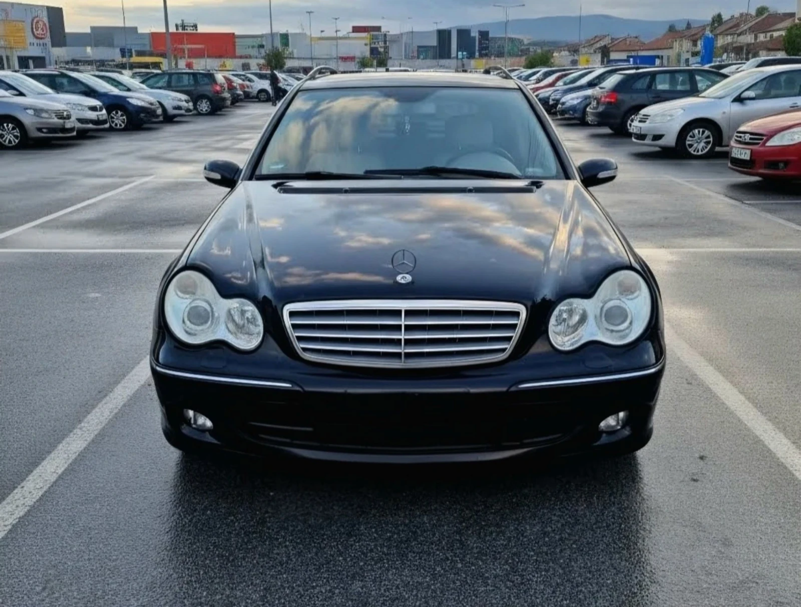 Mercedes-Benz C 220, снимка 3 - Автомобили и джипове - 54382884
