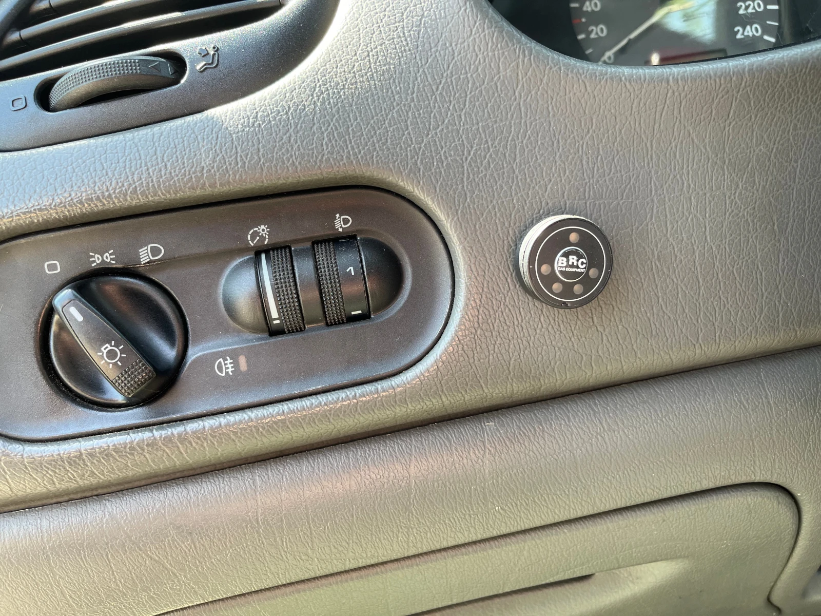 VW Sharan, снимка 7 - Автомобили и джипове - 54579675