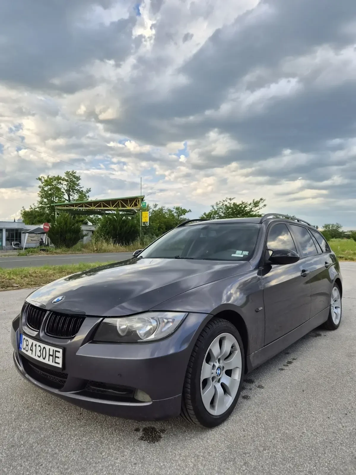 BMW 320, снимка 2 - Автомобили и джипове - 54754435