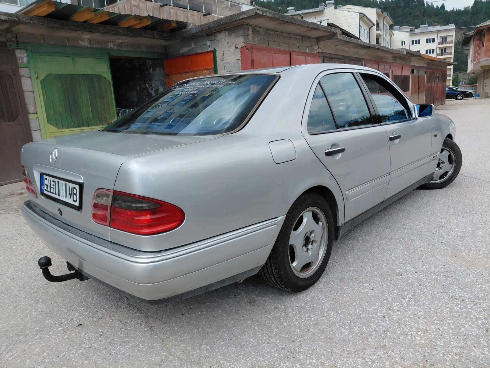 Mercedes-Benz E 300 TD | Mobile.bg � ����������� 2