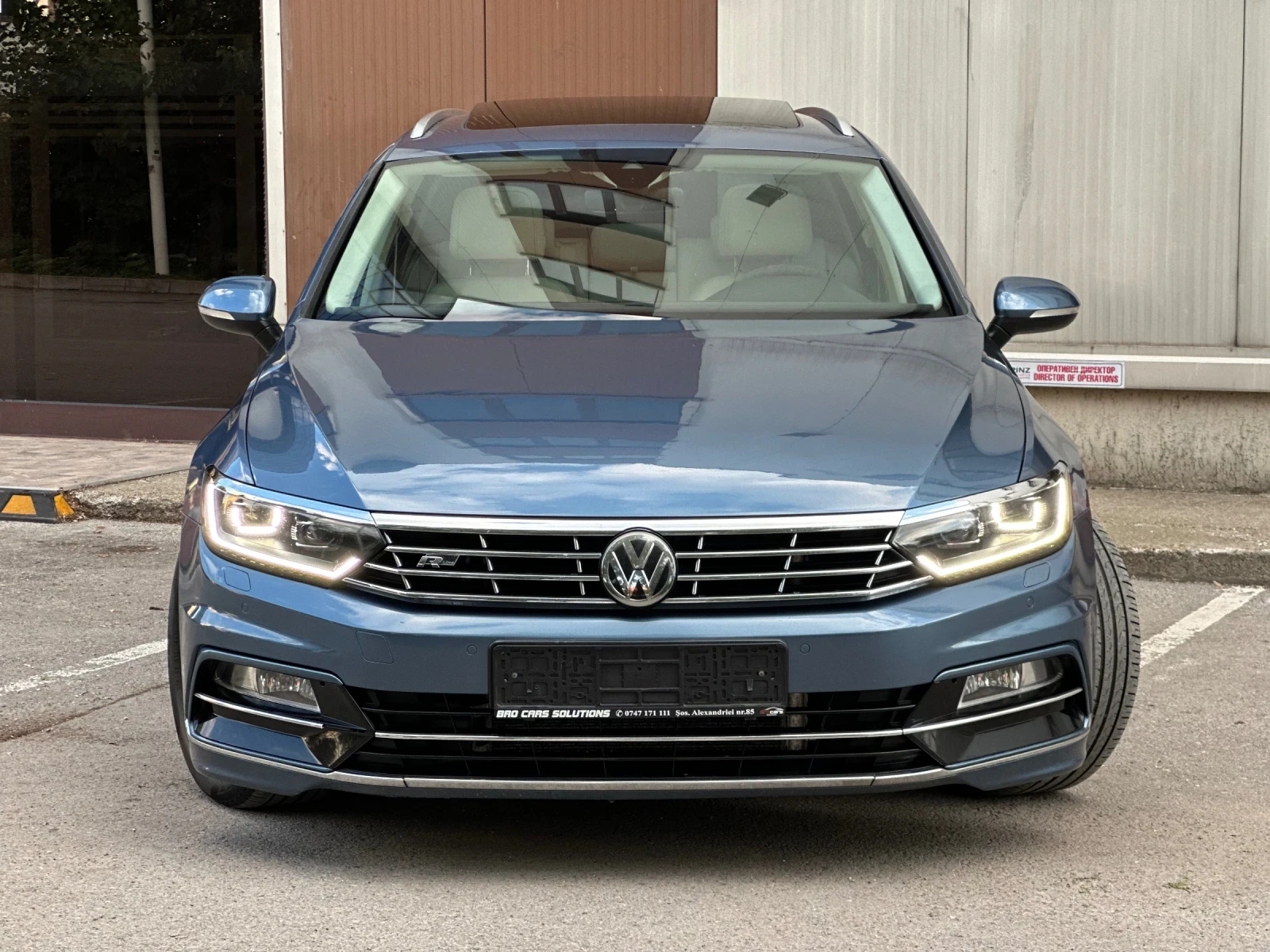 VW Passat DIGITAL/ПАНОРАМА* R-Line/ Масаж* ПОРЪЧКОВ/Full-MAX