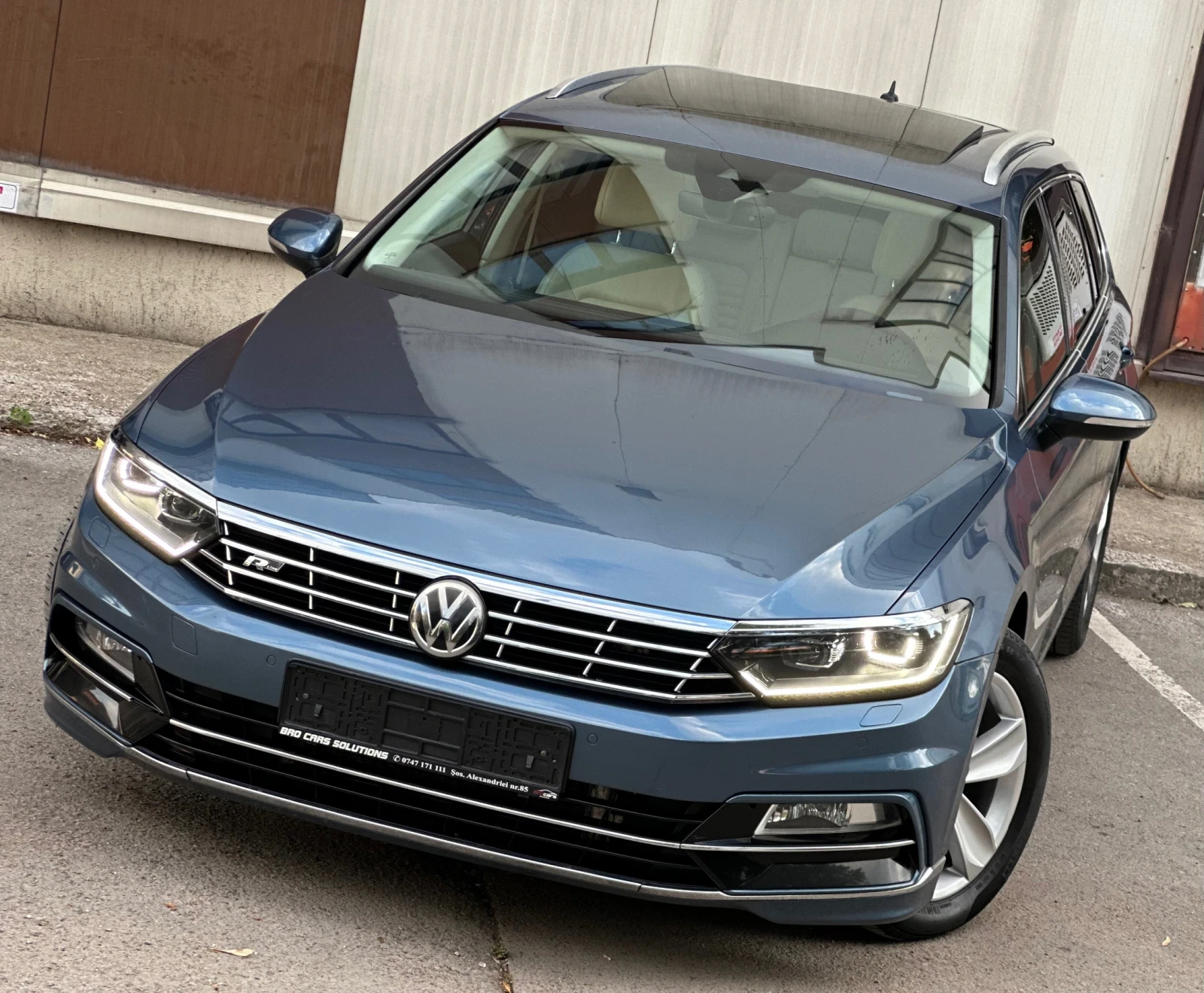 VW Passat R-Line/DIGITAL/ПАНОРАМА* Масаж* ПОРЪЧКОВ/Full-MAXX