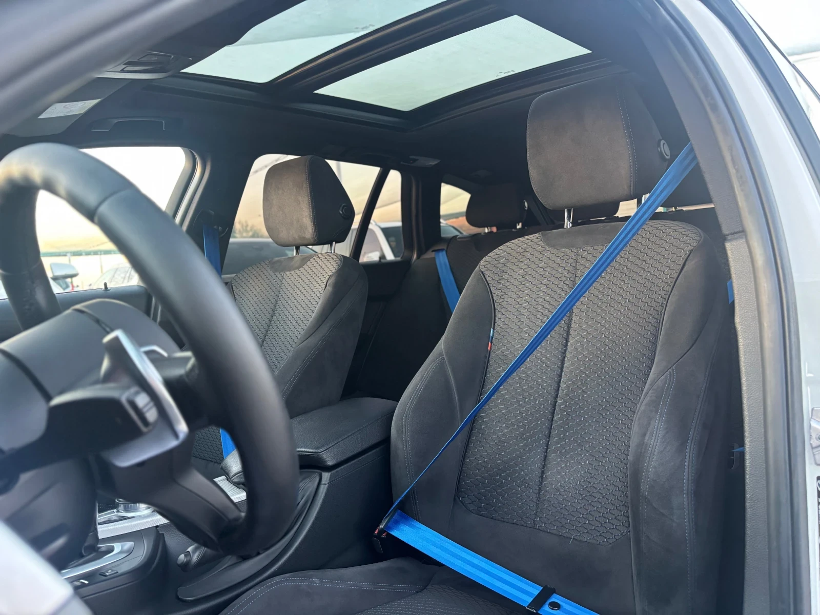 BMW 320 d/M-pack/FACE/PANO/Xdrive, снимка 7 - Автомобили и джипове - 55993907
