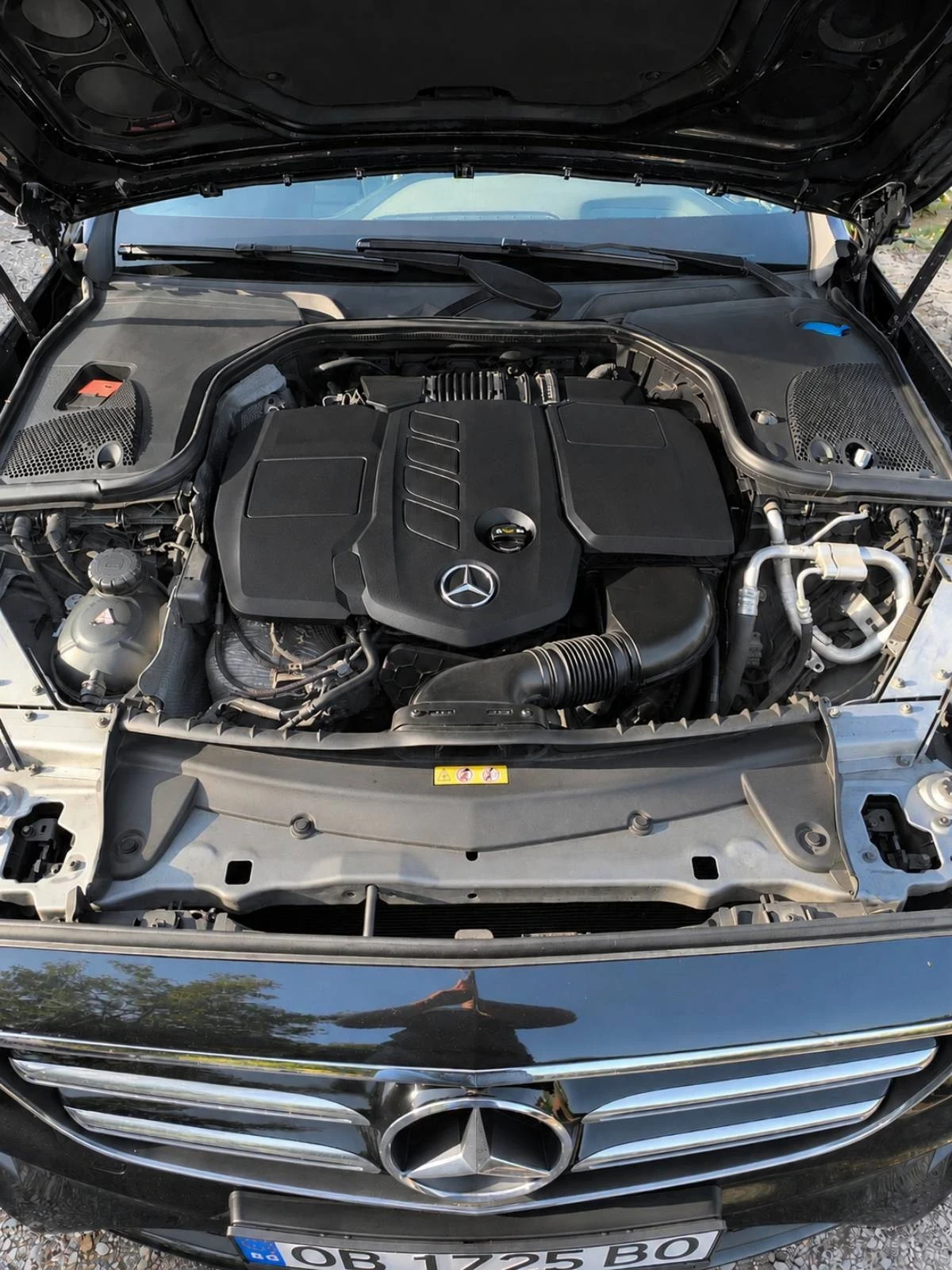 Mercedes-Benz E 220, снимка 5 - Автомобили и джипове - 56048550