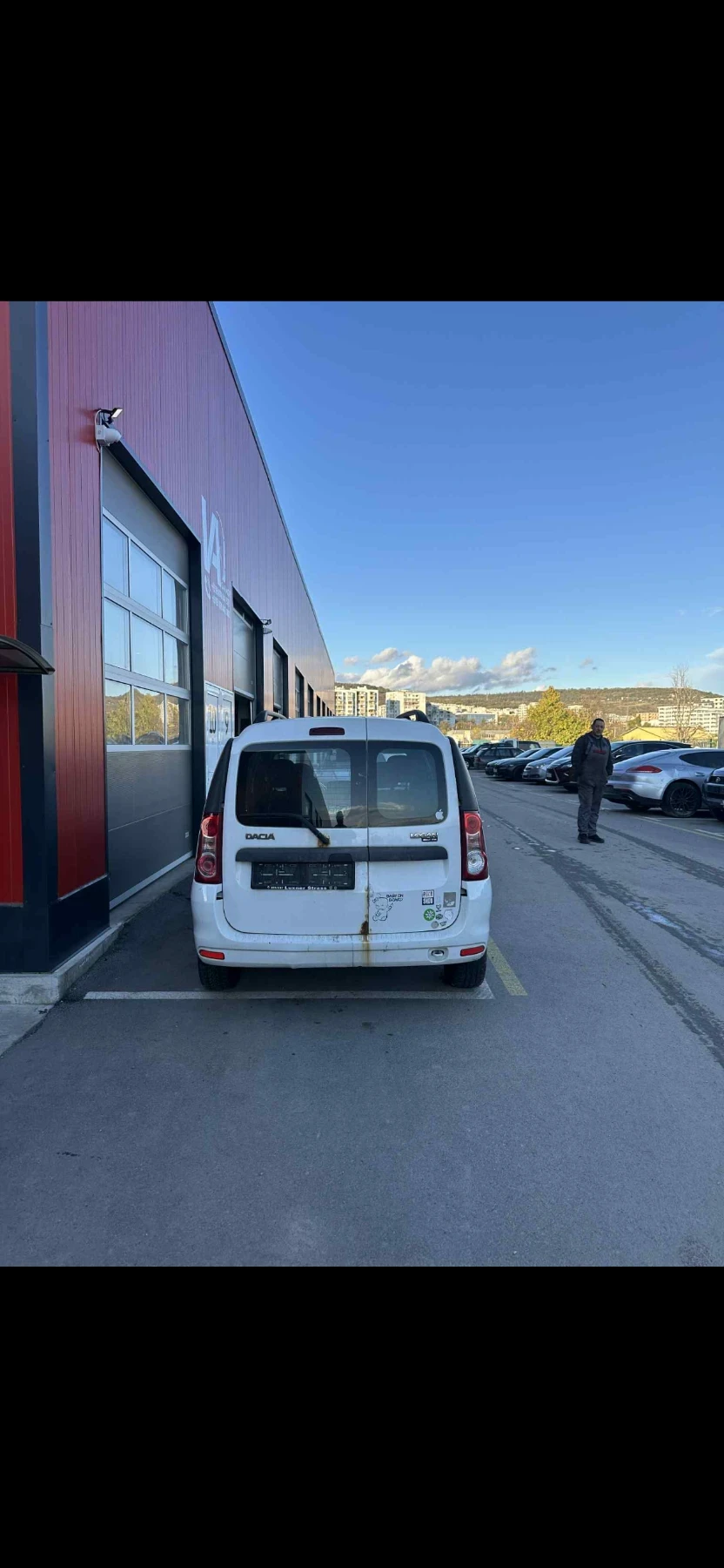 Dacia Logan, снимка 2 - Автомобили и джипове - 56050537