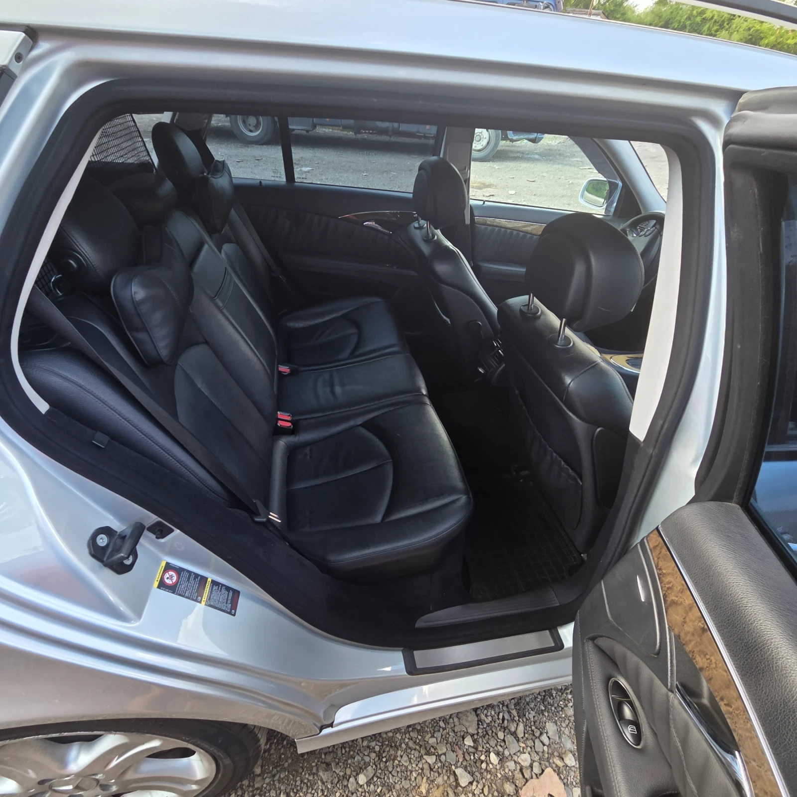 Mercedes-Benz E 320, снимка 10 - Автомобили и джипове - 56121046