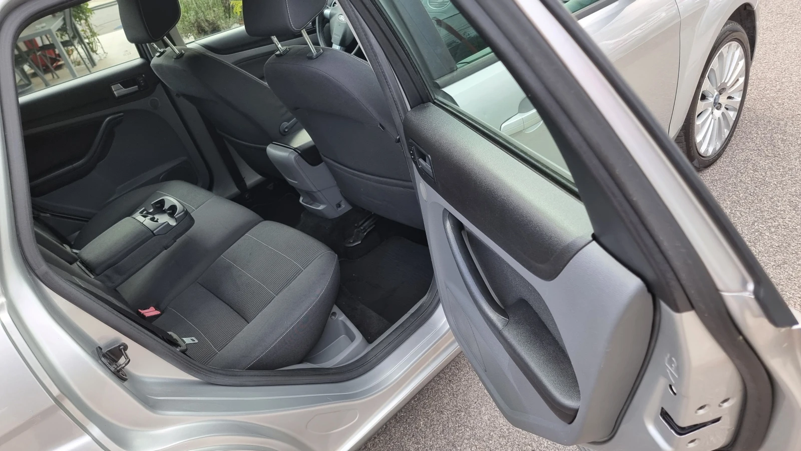 Ford Focus 1.6TDCI Euro4, снимка 9 - Автомобили и джипове - 56280764