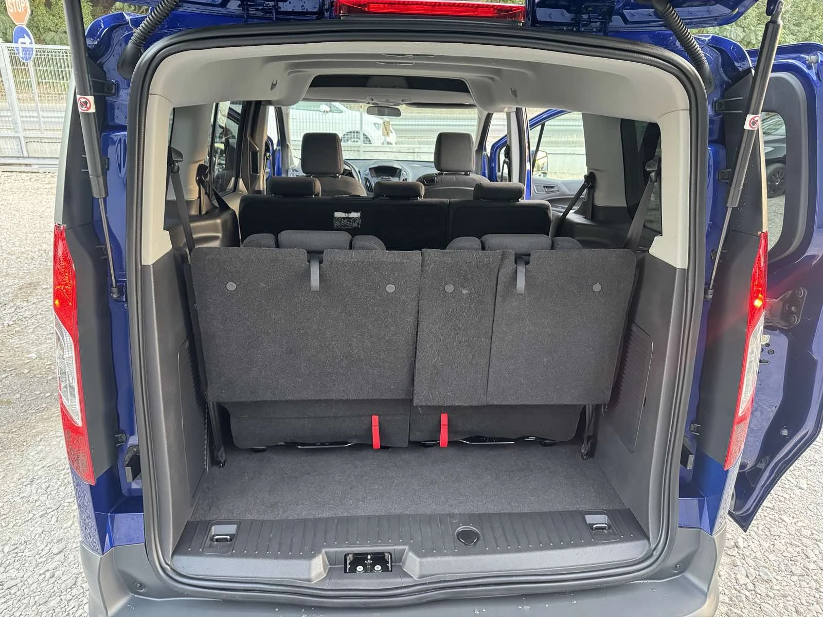 Ford Tourneo Connect 1.6TDCI* MAXI* 7MESTA* TOP* KLIMATIK | Mobile.bg � ����������� 12