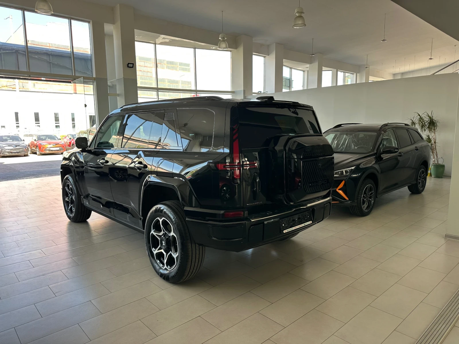 DONGFENG MHero 817* E1+ Limited, снимка 4 - Автомобили и джипове - 56661453