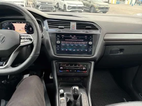VW Tiguan HIGHLINE R LINE /Кожа/Нави/Подгрев/Панорама/Памет, снимка 15