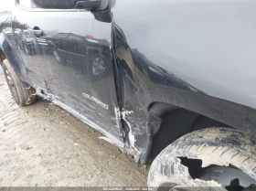 Chevrolet Colorado 3.6L V-6 DI, DOHC, VVT, 308HP 4X2 Drive, снимка 11