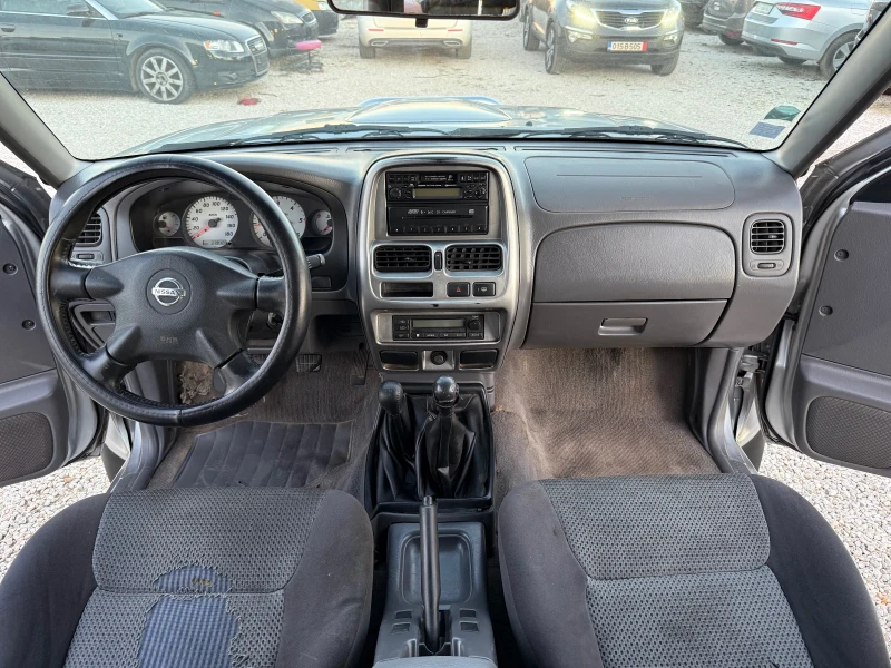 Nissan Navara 2, 5 TDI, снимка 9 - Автомобили и джипове - 48339420