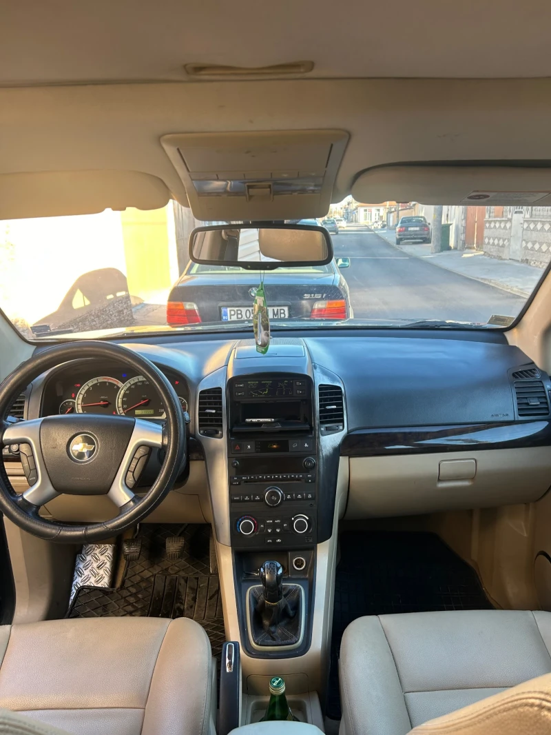 Chevrolet Captiva, снимка 10 - Автомобили и джипове - 48383919