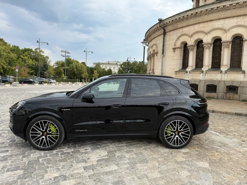 Porsche Cayenne E-Hybrid , снимка 4 - Автомобили и джипове - 51495721