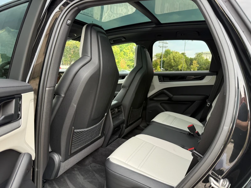 Porsche Cayenne E-Hybrid , снимка 6 - Автомобили и джипове - 51495721