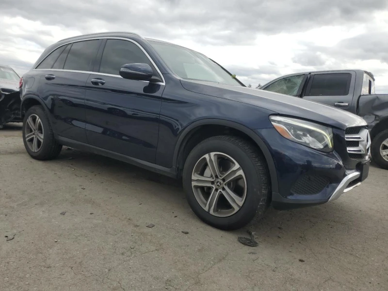 Mercedes-Benz GLC 300 4MATIC PANO* BURMESTER* ПОДГРЕВ* CAM* , снимка 4 - Автомобили и джипове - 52735576
