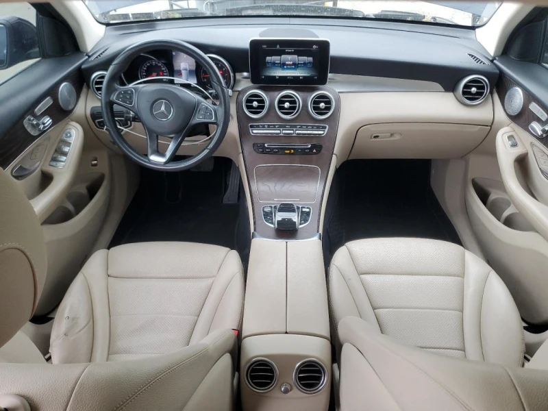 Mercedes-Benz GLC 300 4MATIC PANO* BURMESTER* ПОДГРЕВ* CAM* , снимка 8 - Автомобили и джипове - 52735576