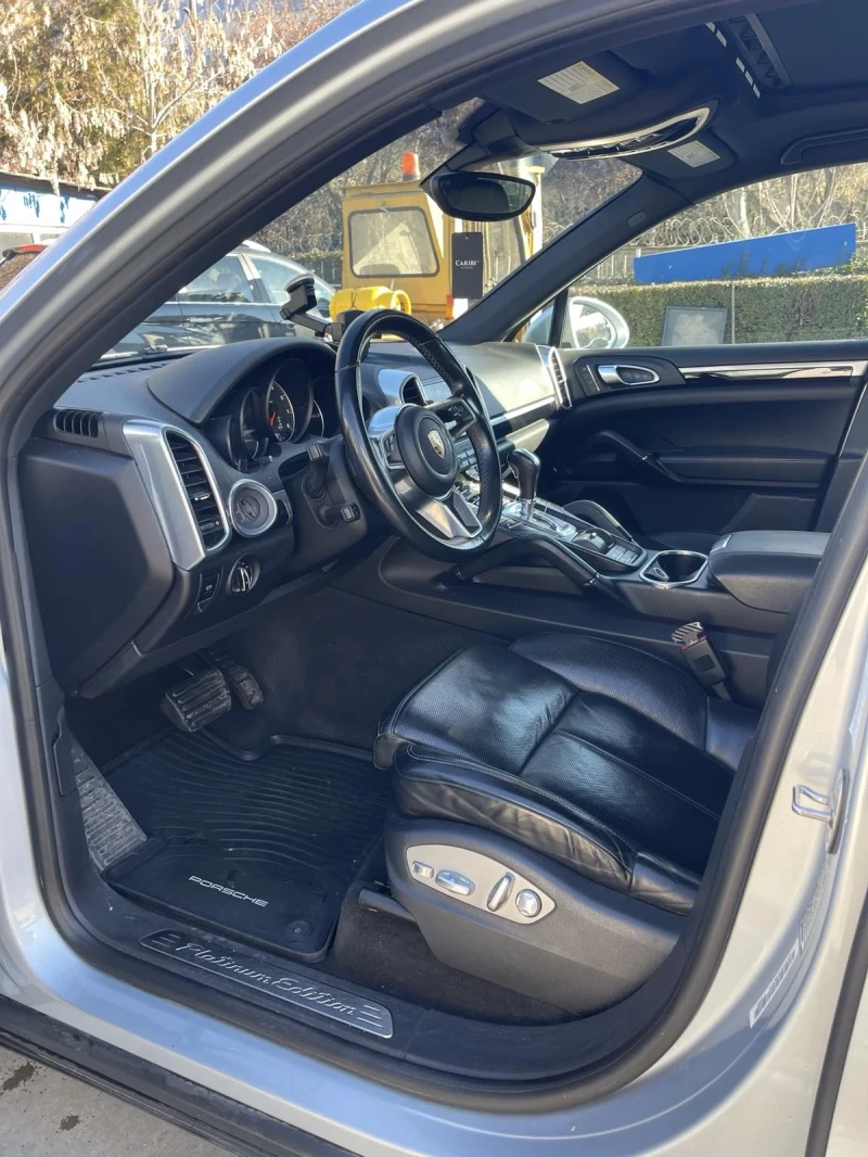 Porsche Cayenne 3.6 PLATINUM EDITION, снимка 7 - Автомобили и джипове - 52937598