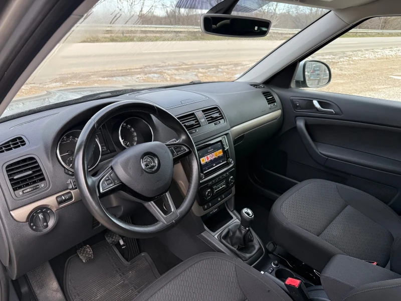 Skoda Yeti 2.0 TDI 4x4 ЕВРО 6, снимка 10 - Автомобили и джипове - 53054126