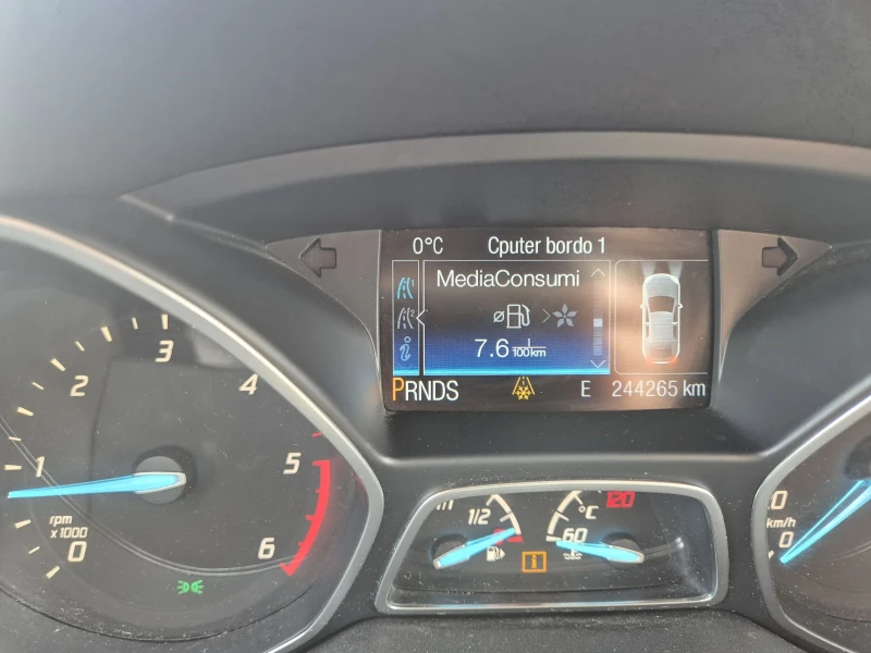 Ford Kuga, снимка 7 - Автомобили и джипове - 53388507