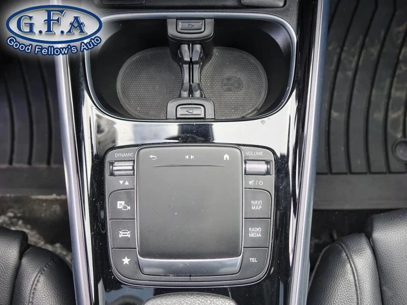 Mercedes-Benz GLB * CARFAX * ЦЕНА ДО БГ, снимка 15 - Автомобили и джипове - 53498163