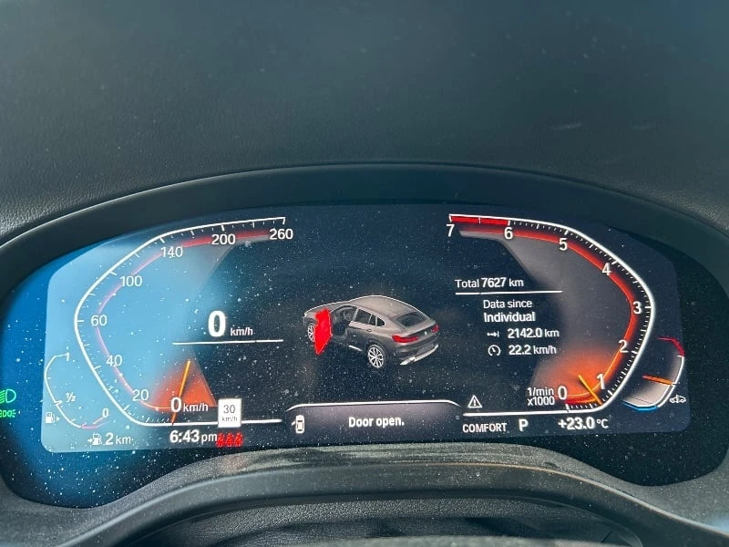 BMW X4 xDrive30i / LED / DISTRONIC / PANO / NAVI / - изображение 8