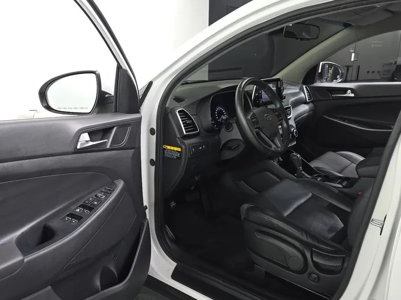 Hyundai Tucson 1.6 2WD MODERN, снимка 10 - Автомобили и джипове - 56161031