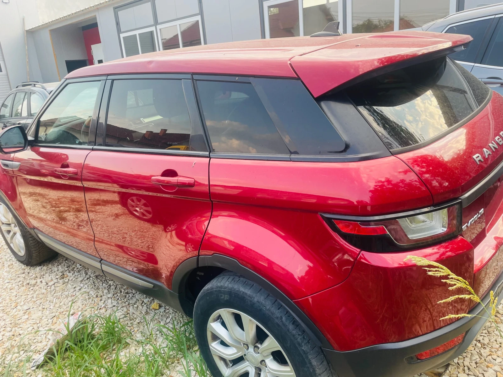Land Rover Evoque  - изображение 4