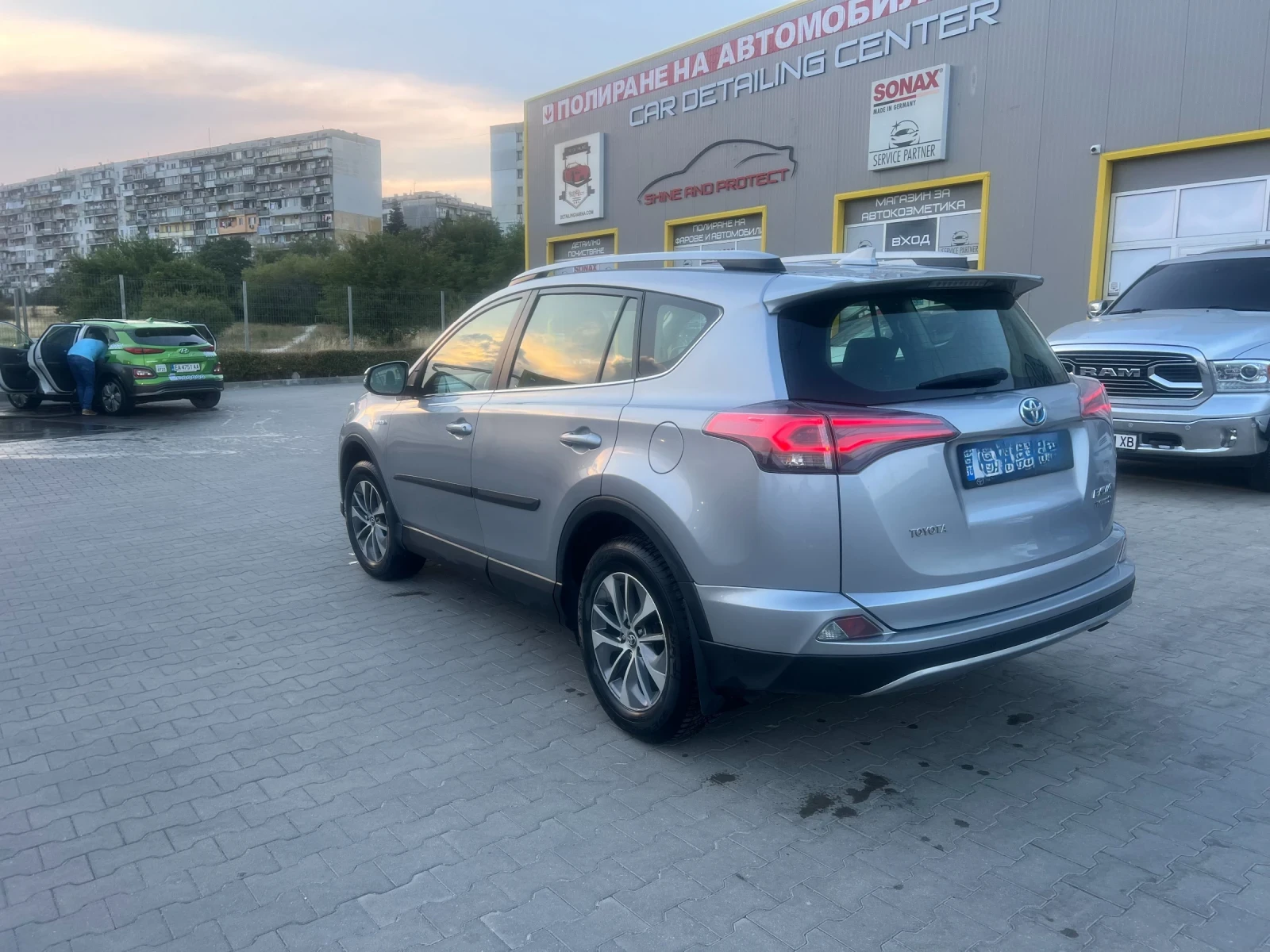 Toyota Rav4  - изображение 3