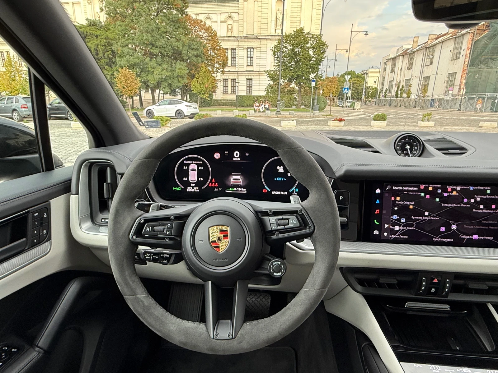 Porsche Cayenne E-Hybrid  - изображение 10