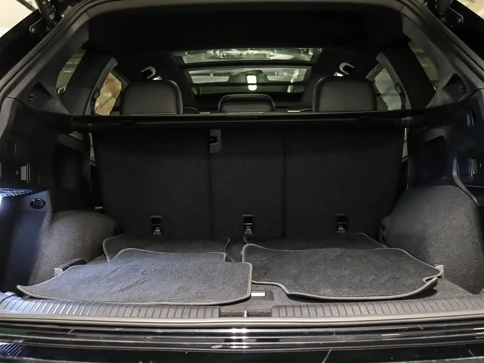 VW Tiguan R-LINE BLACK EDITION * * CARFAX * *  * * | Mobile.bg   13