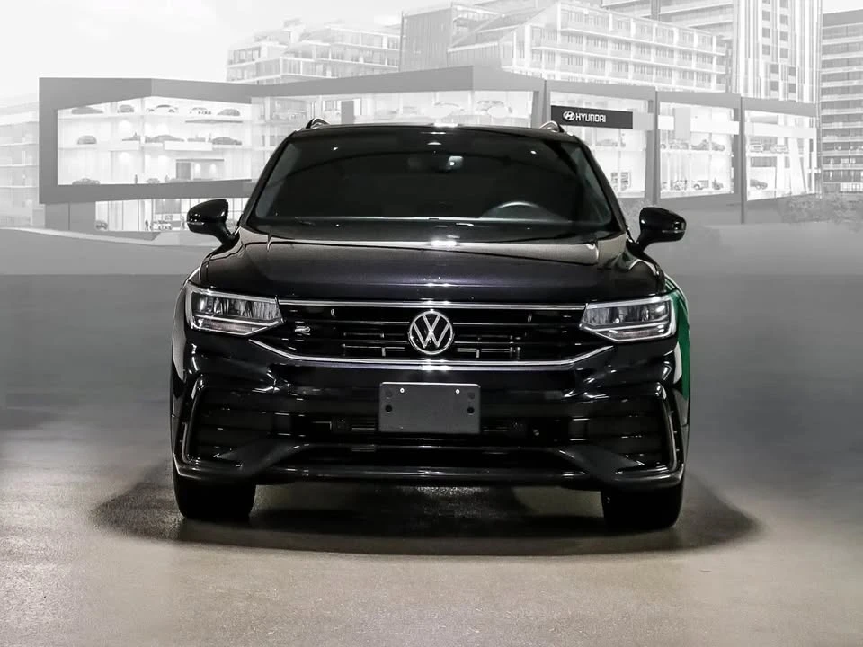 VW Tiguan R-LINE BLACK EDITION * * CARFAX * * АВТОКРЕДИТ * * - изображение 2