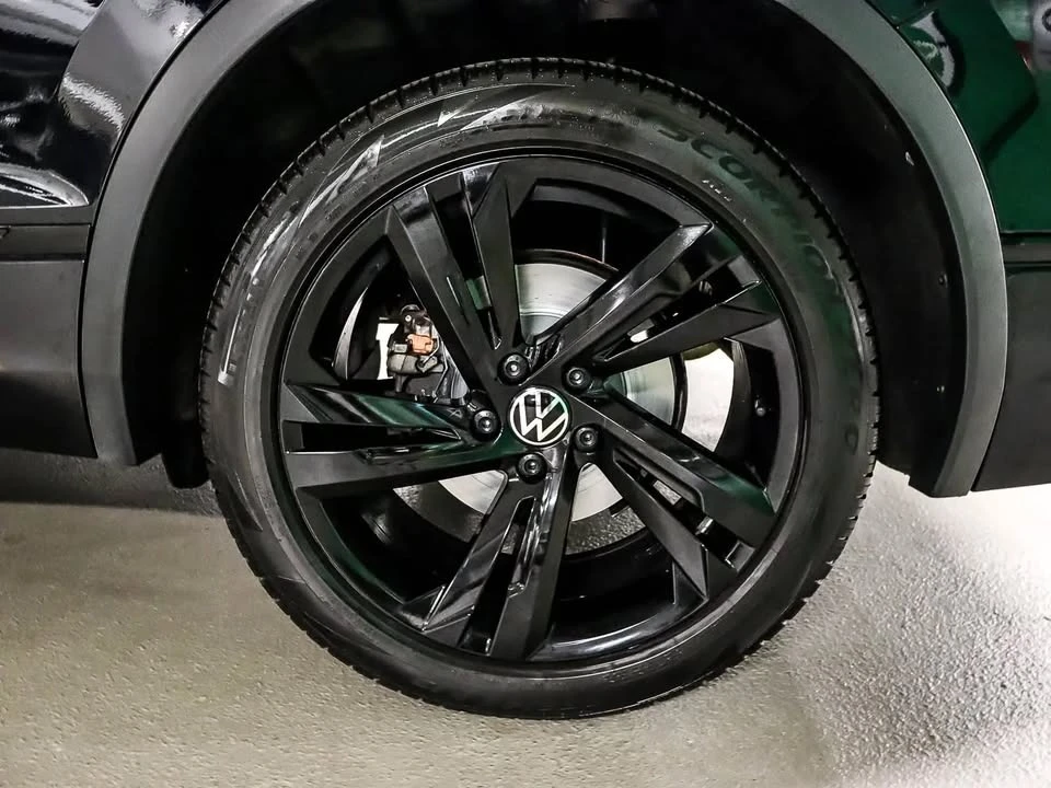 VW Tiguan R-LINE BLACK EDITION * * CARFAX * * АВТОКРЕДИТ * * - изображение 6