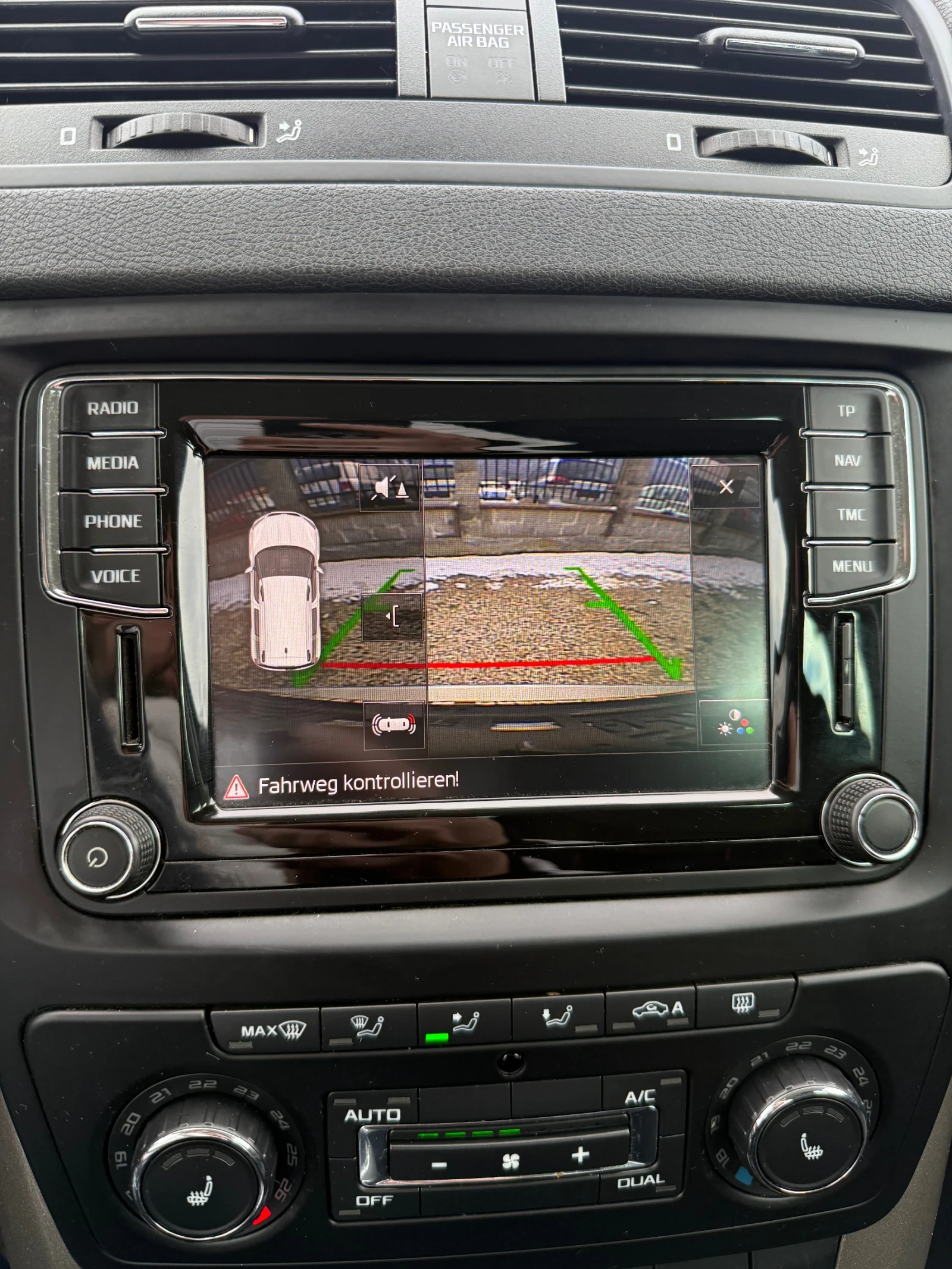 Skoda Yeti 2.0 TDI 4x4 ���� 6 | Mobile.bg � ����������� 14