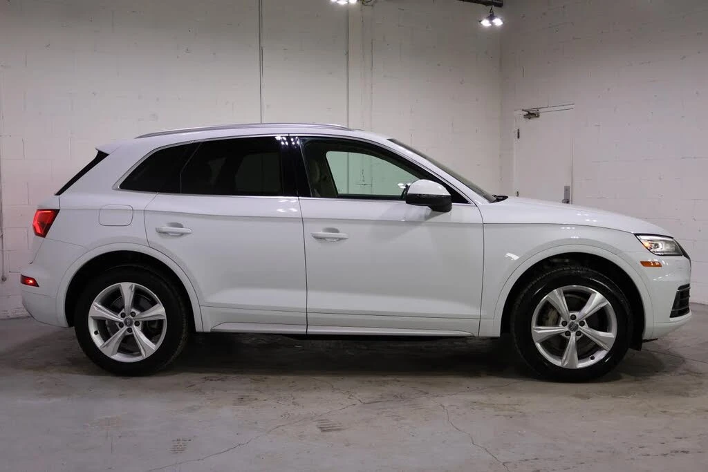 Audi Q5 Progressiv * CARFAX * АвтоКредит* (ЦЕНА ДО БГ) - изображение 5