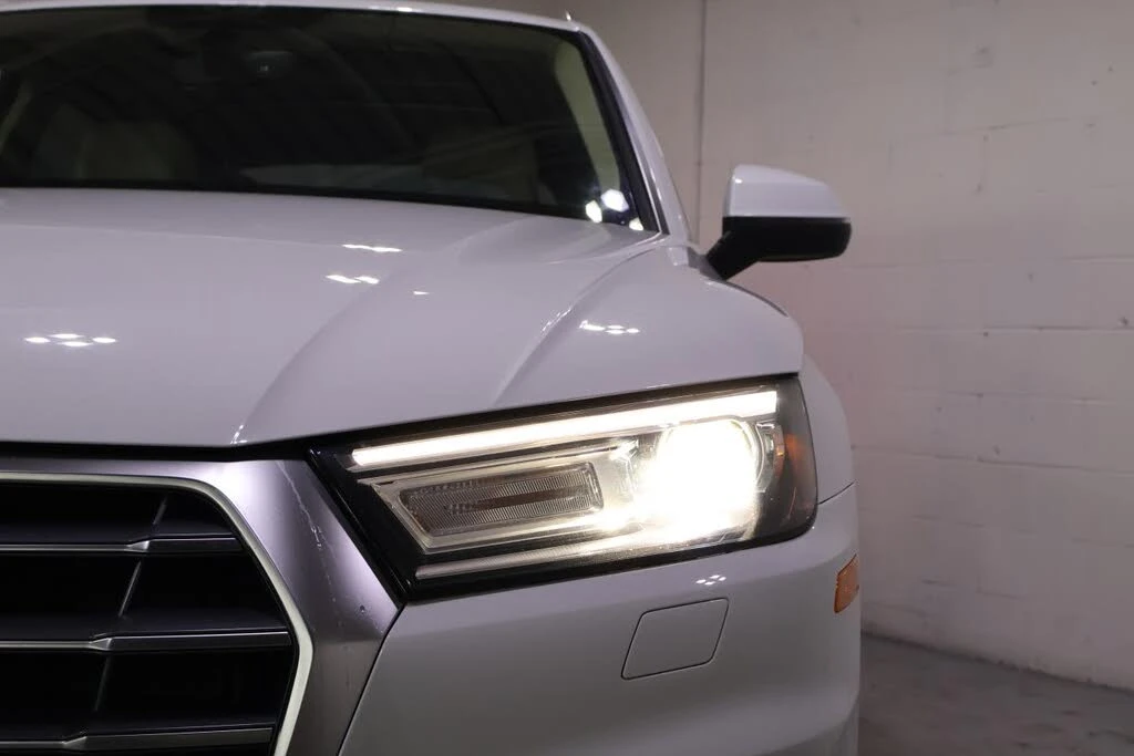 Audi Q5 Progressiv * CARFAX * АвтоКредит* (ЦЕНА ДО БГ) - изображение 7