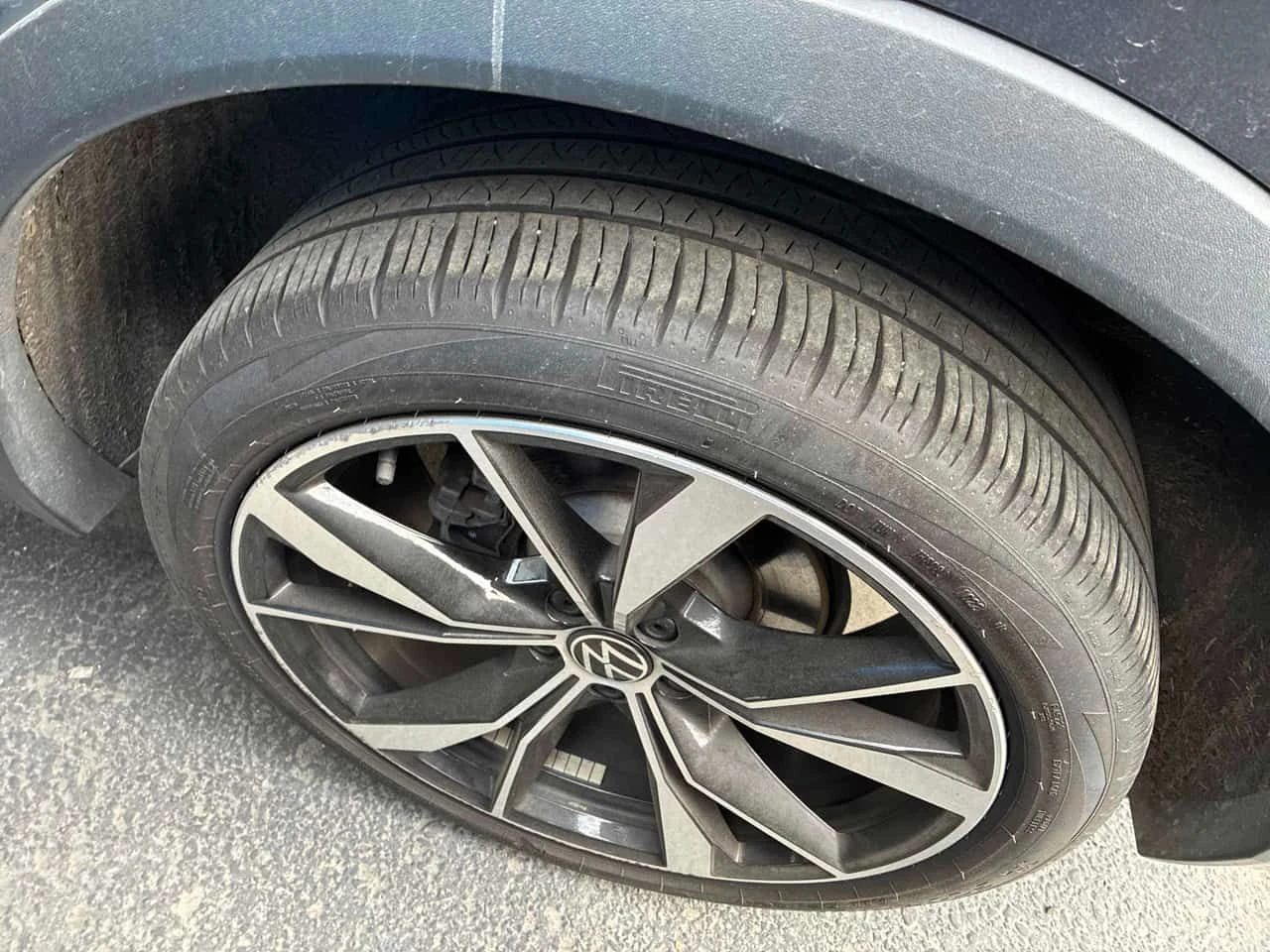 VW Tiguan HIGHLINE R LINE /Кожа/Нави/Подгрев/Панорама/Памет, снимка 11 - Автомобили и джипове - 53741209