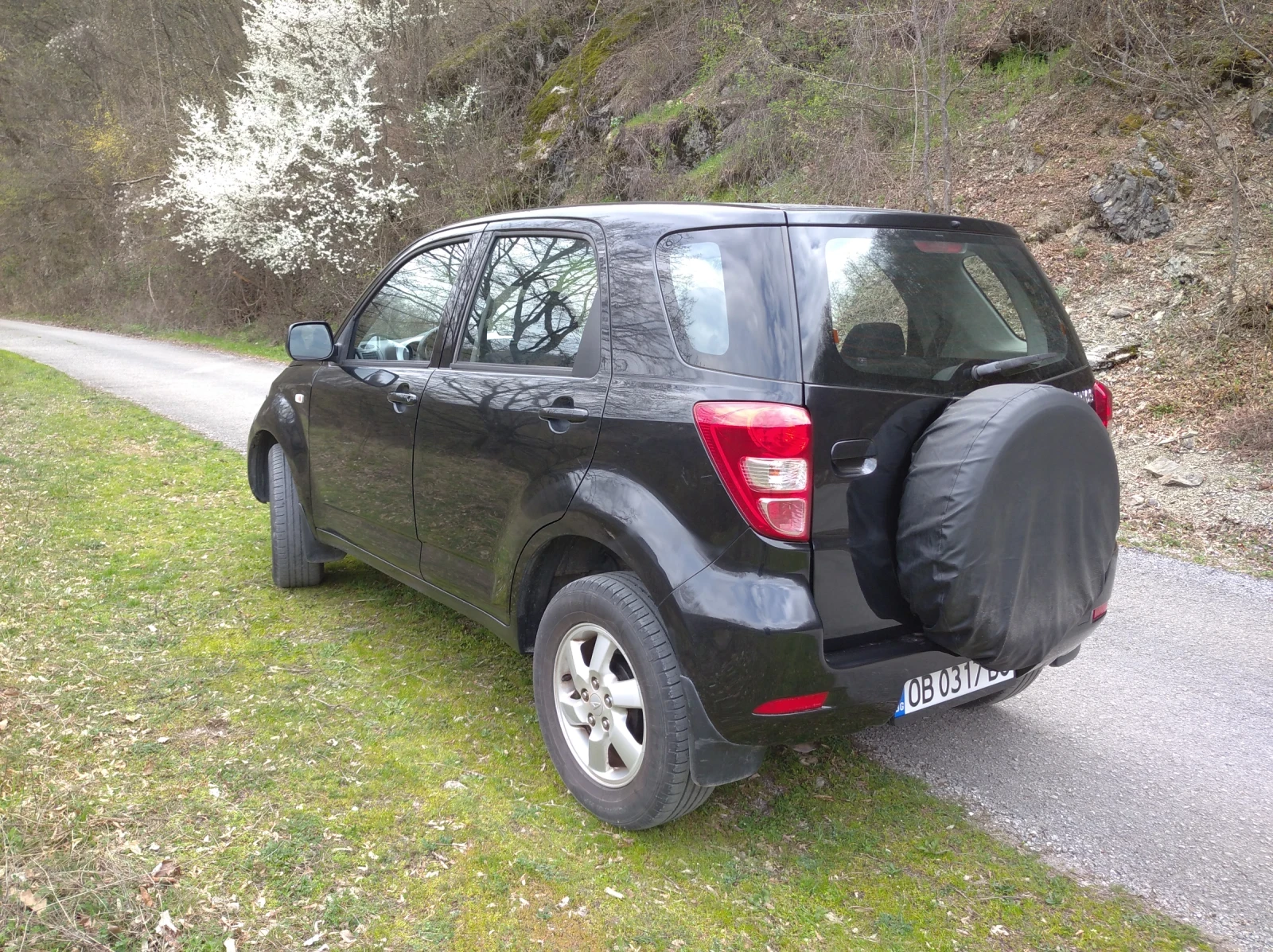 Daihatsu Terios 1.5 i 4x4, снимка 6 - Автомобили и джипове - 54195189