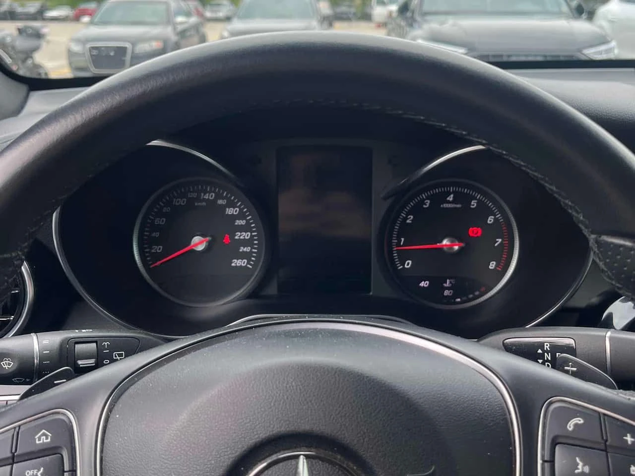 Mercedes-Benz GLC 300 ДИСТРОНИК/360 КАМЕРА/ПОДГРЕВ/ПАНОРАМА/КЛИП/CARFAX/, снимка 7 - Автомобили и джипове - 55040568