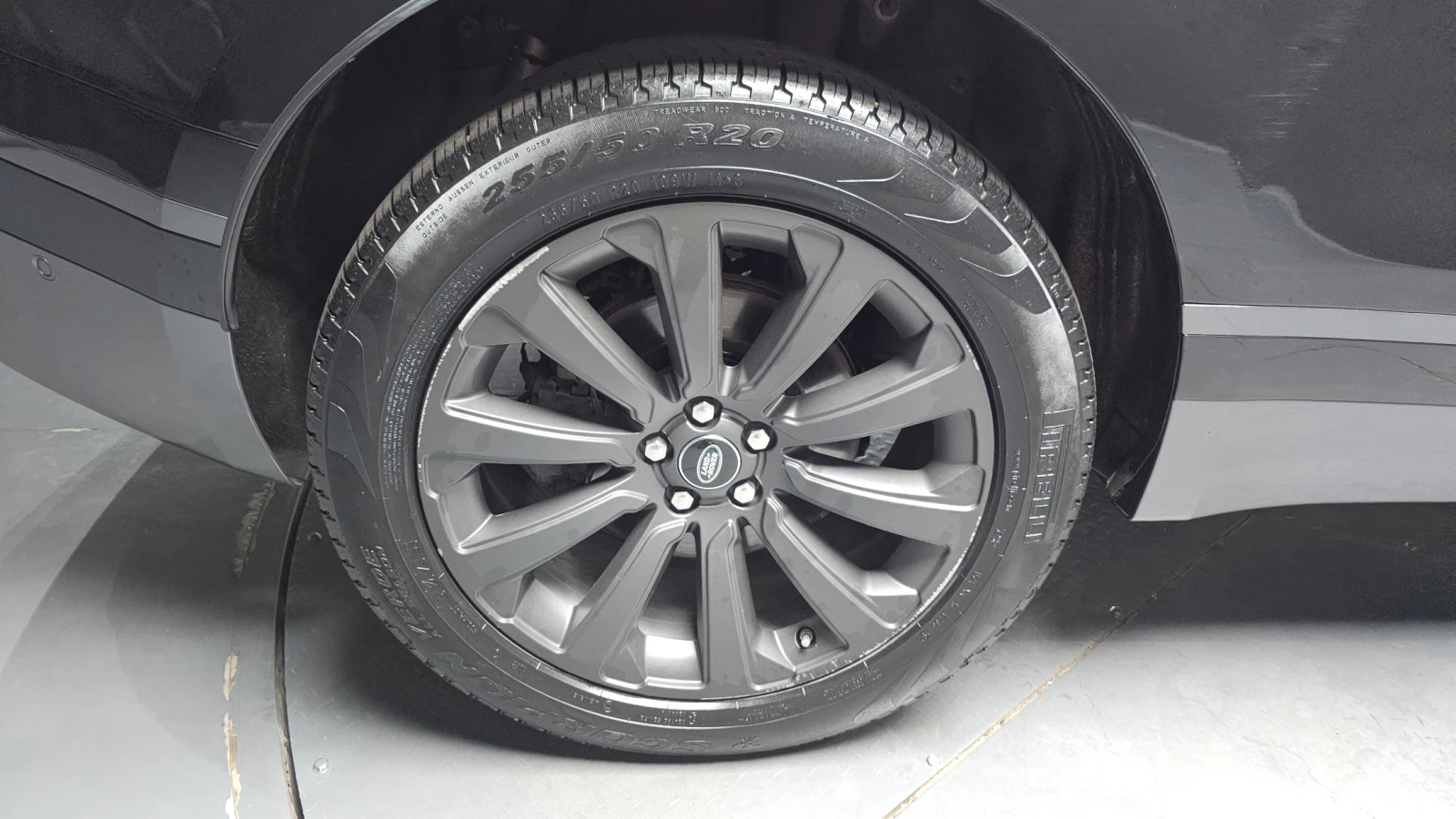 Land Rover Range Rover Velar D240* ЕЛ. БАГАЖНИК* BLIND SPOT* ЛЮК* КРАЙНА ЦЕНА, снимка 5 - Автомобили и джипове - 55595197