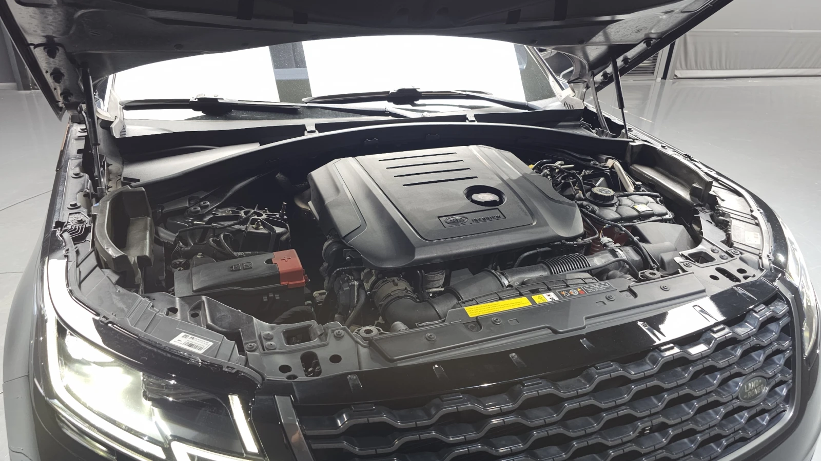 Land Rover Range Rover Velar D240* ЕЛ. БАГАЖНИК* BLIND SPOT* ЛЮК* КРАЙНА ЦЕНА, снимка 6 - Автомобили и джипове - 55595197