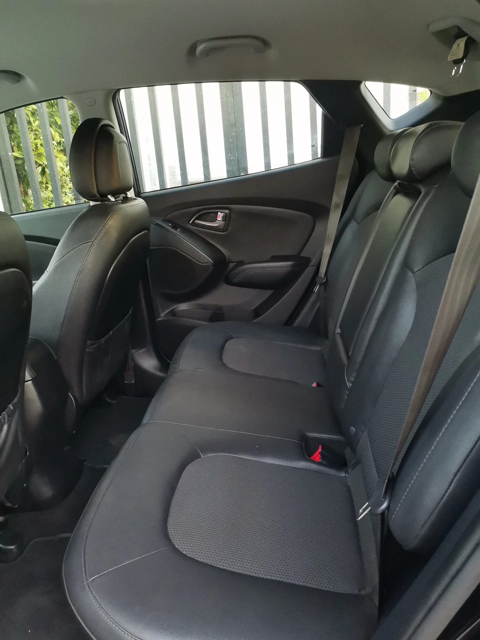 Hyundai IX35 1, 7cdti фейс, снимка 12 - Автомобили и джипове - 55597980