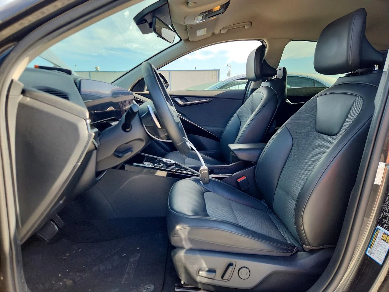 Kia Niro * WIND*  | Mobile.bg � ����������� 10